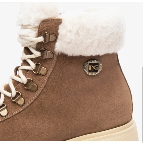 NeroGiardini Platform Hiker Boots in Chestnut